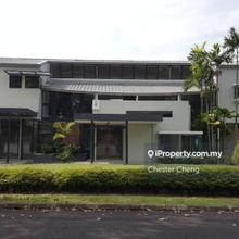 Bungalow at Prime Location and Easy Accesibility 