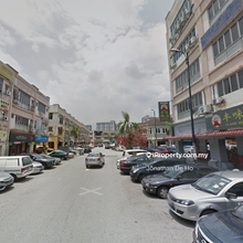 Freehold Office below Market Price strategic location lots amenities