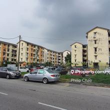 Sri Sentosa Flat for sale