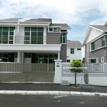 Fully Renovated Gated and Guarded 2sty intermediate corner, Pengkalan 