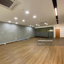 Nicely Renovated Office Lot @ The Landmark, Bandar Bukit Tinggi 2