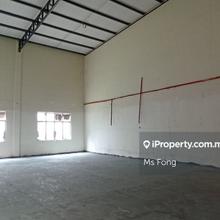 1.5 Storey Semi-D Factory For Rent @ Taman Iks Merdeka, Batu Berendam