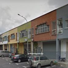 1.5 Storey Factory Subang Bestari 25' x 80'