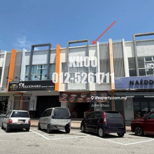Double storey shop in lukut pima,lukut
