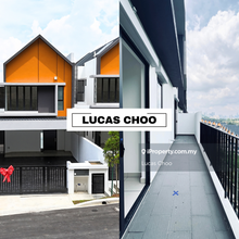 East 57 @Superlink House @Freehold @End Lot @Big land