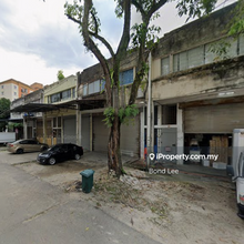 Adjoining 1.5 Storey Factory