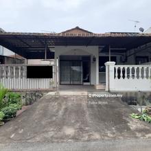Terrace house for Sale