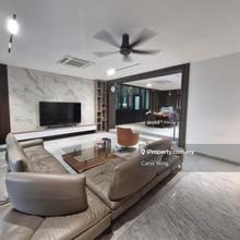 Full renovated 2.5 Storey link Bungalow For Sale, rare to find