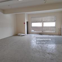 First Floor Office Bandar Botanic For Rent