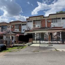 Freehold Terrace house for Sale