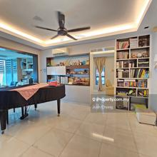 Beautiful 3 Storey Bungalow Renovated Gated Guard Walk To LRT Station