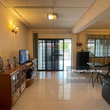 Double Storey Terrace Intermediate at Rock Road For Rent