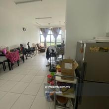 Nice unit for sale, must view!! 