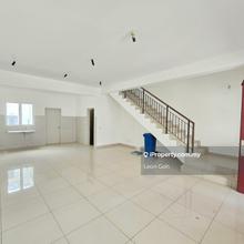 Brand New Bandar Rimbayu Link House For Rent