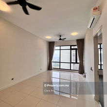 Condo specialist! Viewing anytime!