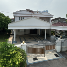 Exclusive Bungalow with Big Car Porch 