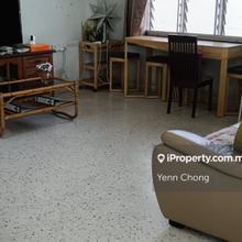 Freehold, Land size 5576sq.ft,2 Storey Semi-D House For Sale