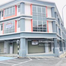 Corner Lot 3 Storey Shop Lot Salak Perdana Park, Salak Tinggi Sepang