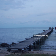 1 1/2bungalow located at Scenic seaside  Gertak Sanggul 