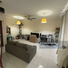 Well kept basic unit for sale suitable for own stay or investment