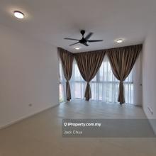 Mid Floor Cantara Residence For Sale Parking Lot in front Lift 