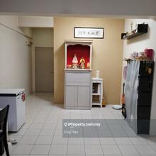 Vistana Mahkota Apartment Move-in Condition With Lift for Sale