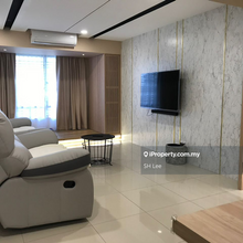 Quayside Condominium For Sales