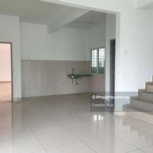 Duplex Unit Impian Titanium 1722sf Bigger Type Unit