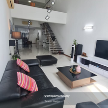 Fully furnish unit 