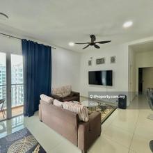 Imperial Grande 1000sf High Floor Poolview 2 Car Park