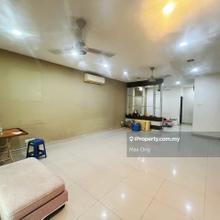 Excellent location , 3 Storey Limited Unit For Sale