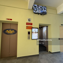 Casa Riana - Bandar Putra Permai, Seri Kembangan, Puncak Jalil