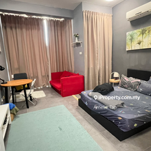 Tastefully furnished 