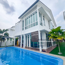 Renovated With Pool 2 Storey Semi D Elymus Resort Homes 