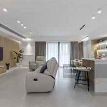 Recreational Park & Golf Course View. Walkable to Pavilion 2 & LRT