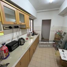 Vista Saujana apt guarded mid floor markup low down payment good ROI