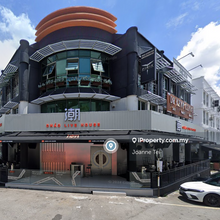 3storey Shop Office @ Bandar Puteri Puchong for Sale!!