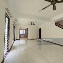 Well maintained 2-Storeys Terrace House @ Bandar Kinrara Bk8 for rent