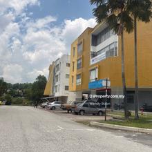 Shop-office for Sale, with lift