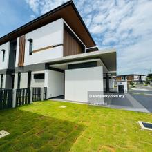Semi-D house for Sale