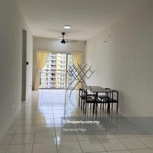 Many rooms available for rent 