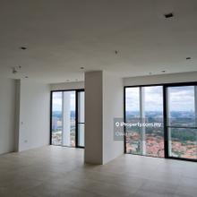Nice golf facing, high floor, corner unit for sale