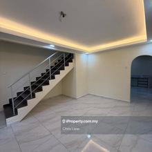 Johor Jaya fully renovated low cost double storey terrace, corner lot