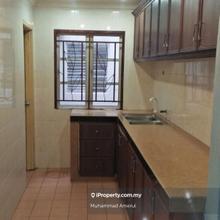 Iris Apartment Sangat Murah Well Kept Easy Access 24security Good View