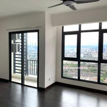 28 boulevard for Sale, high floor corner unit