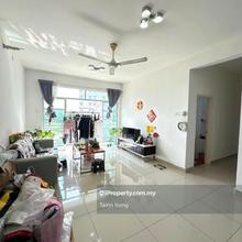 Nusa Heights 3 Rooms Corner Lot With Balcony For Sale