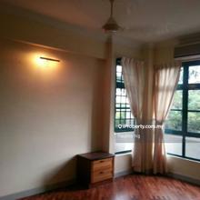 The Straits View Condominium @ Permas corner unit for sale 