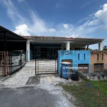 Teres Setingkat Taman Merpati 34 @ Olak Lempit, Banting