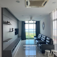 Paragon Residence 3 Bedrooms Fully Renovated Seaview