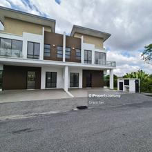 Beautiful Brand New 2-Storey Semi D Urgent Sale !!